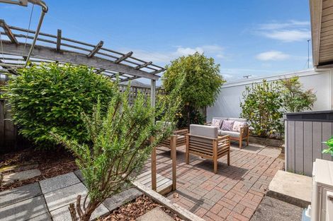 Photo of property in 1/29 Gordon Avenue, Forrest Hill, Auckland, 0620