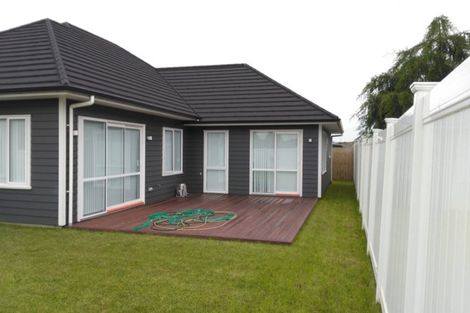 Photo of property in 15 Derwent Place, Flagstaff, Hamilton, 3210