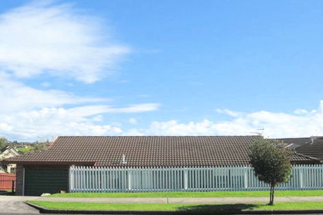 Photo of property in 2/67 Aberfeldy Avenue, Highland Park, Auckland, 2010