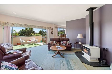Photo of property in 26 Silkwood Grove, Totara Heights, Auckland, 2105