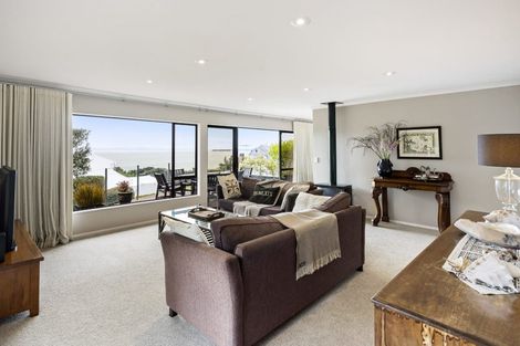 Photo of property in 161 Mellons Bay Road, Mellons Bay, Auckland, 2014