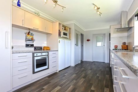 Photo of property in 4 Giles Way, Tanners Point, Katikati, 3177