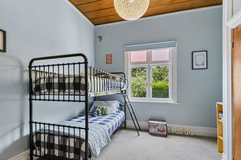 Photo of property in 43 Sunnyvale Road, Massey, Auckland, 0614