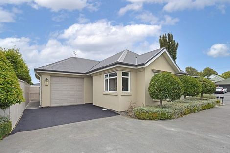 Photo of property in 1/414 Ilam Road, Bryndwr, Christchurch, 8052