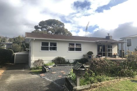 Photo of property in 6 Philip Place, Hillcrest, Auckland, 0627