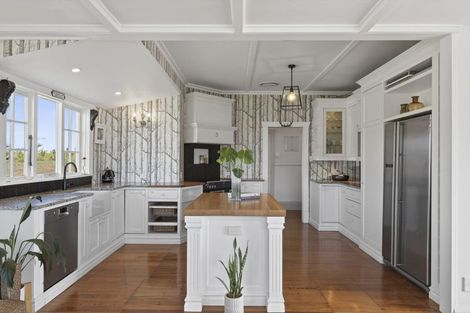 Photo of property in 207 Upper Pitone Road, Pitone, New Plymouth, 4374