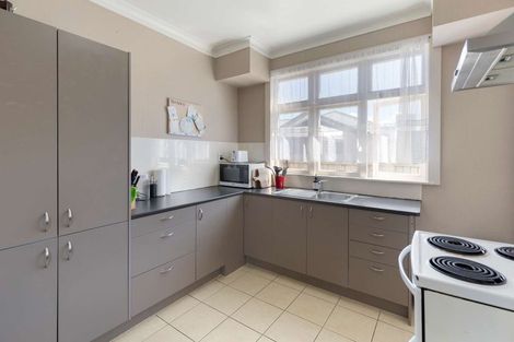 Photo of property in 61 Ferguson Street, Awapuni, Palmerston North, 4412