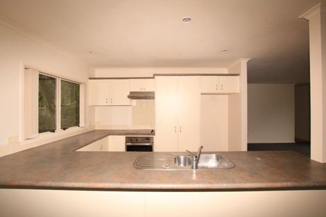 Photo of property in 43 Kinleith Way, Albany, Auckland, 0632
