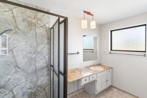 Photo of property in 1/147 Warren Crescent, Hillmorton, Christchurch, 8025