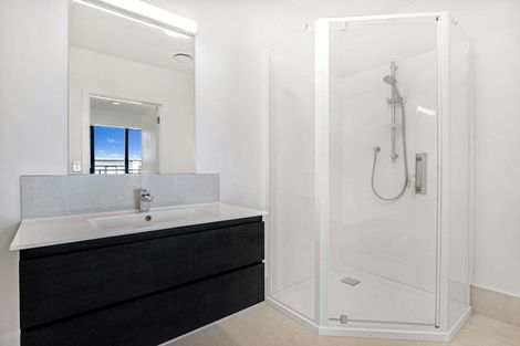 Photo of property in 17/11 Carlos Drive, Flat Bush, Auckland, 2016