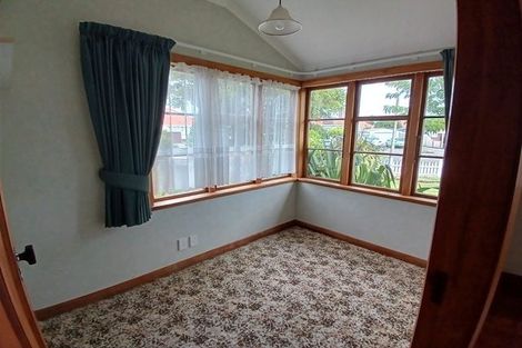 Photo of property in 5 Mansford Place, West End, Palmerston North, 4412