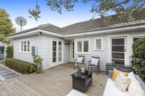 Photo of property in 1/49 Ashgrove Terrace, Somerfield, Christchurch, 8024