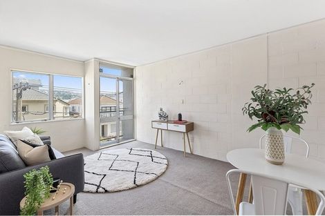 Photo of property in Melksham Towers, 201/131 Brougham Street, Mount Victoria, Wellington, 6011