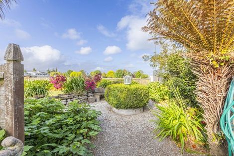 Photo of property in 6 Beaumont Lane, Havelock North, 4130