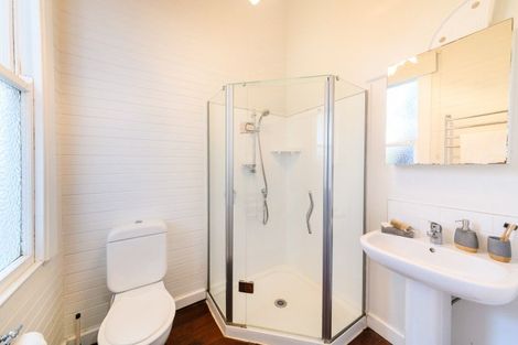 Photo of property in 70 Linton Street, West End, Palmerston North, 4410