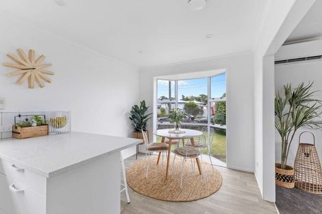 Photo of property in 31 Trafalgar Street, Westown, New Plymouth, 4310