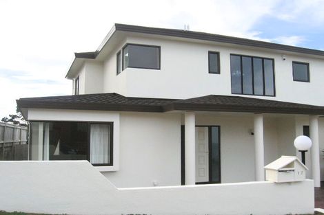 Photo of property in 17 Signallers Grove, Strathmore Park, Wellington, 6022