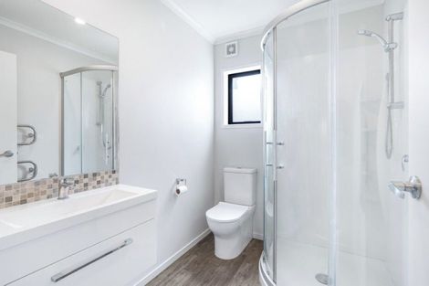 Photo of property in 2/20 Hunter Street, Hamilton Lake, Hamilton, 3204