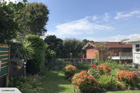 Photo of property in 35 Northgate, Strandon, New Plymouth, 4312