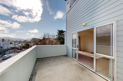 Photo of property in Coromandel Heights, 5/111 Coromandel Street, Newtown, Wellington, 6021