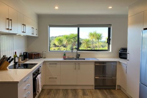 Photo of property in 1/19 Ringi Lane, Orewa, 0931