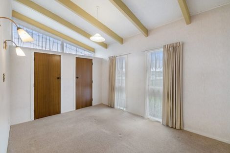 Photo of property in 556 Queen Street East, Levin, 5510