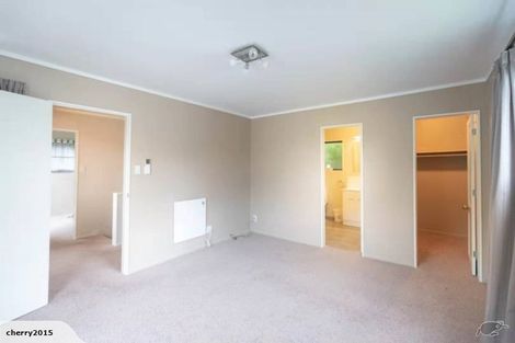 Photo of property in 10 Tio Tio Road, Miramar, Wellington, 6022