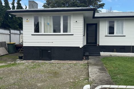 Photo of property in 26 Nile Road, Kelston, Auckland, 0602