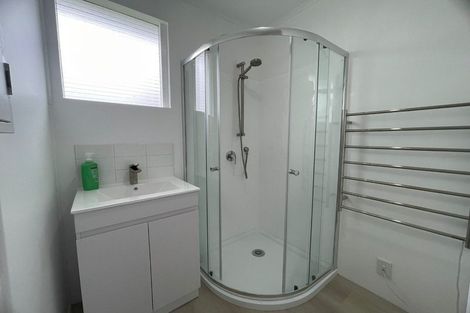 Photo of property in 23 Colwill Road, Massey, Auckland, 0614