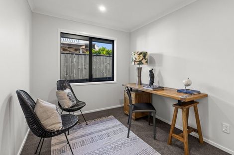 Photo of property in 50a Napier Road, Havelock North, 4130