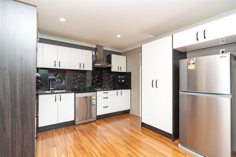 Photo of property in 8 Rochford Court, Hamilton East, Hamilton, 3216