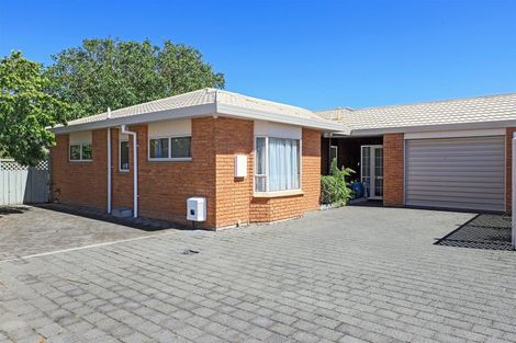 Photo of property in 18b Knightsbridge Place, Taradale, Napier, 4112