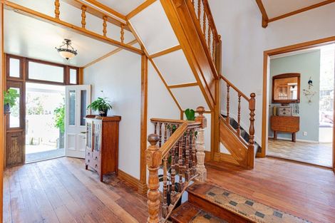 Photo of property in 50 Shakespeare Road, Bastia Hill, Whanganui, 4500