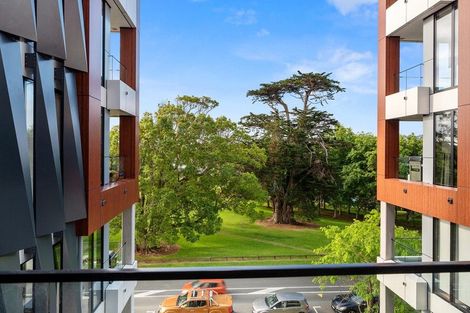 Photo of property in 302/28 Killarney Street, Takapuna, Auckland, 0622