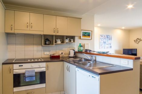 Photo of property in Beachpoint Apartments, 2/5 West End Road, Ohope, 3121