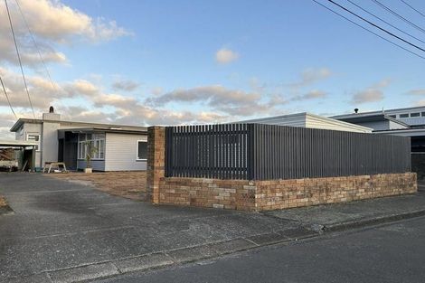 Photo of property in 9 Harbour Park Terrace, Khandallah, Wellington, 6035