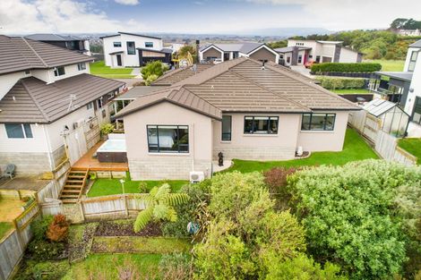 Photo of property in 7 Vaucluse Heights, Fitzherbert, Palmerston North, 4410