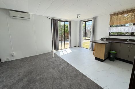 Photo of property in 121 Shifnal Drive, Randwick Park, Auckland, 2105