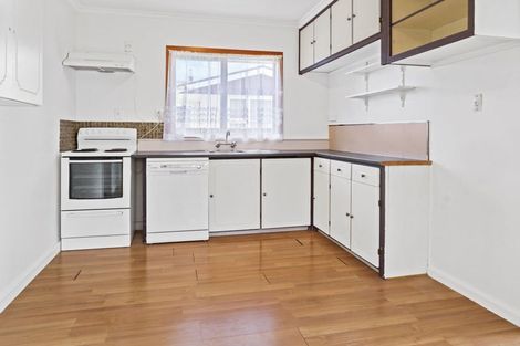 Photo of property in 15 Rosella Street, Broomfield, Christchurch, 8042