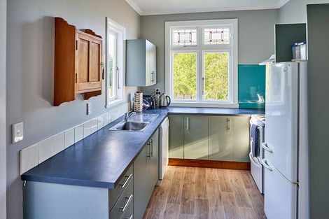 Photo of property in 10 Helen Street, Brooklyn, Wellington, 6021