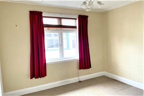 Photo of property in 33 Hardy Street, Waterloo, Lower Hutt, 5011