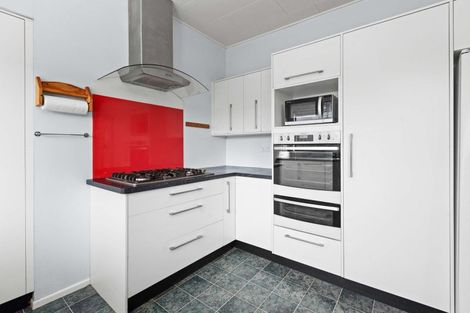 Photo of property in 7 Rathbone Street, Waipawa, 4210