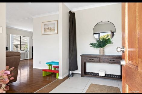 Photo of property in 29 Ranchod Terrace, Pukekohe, 2120