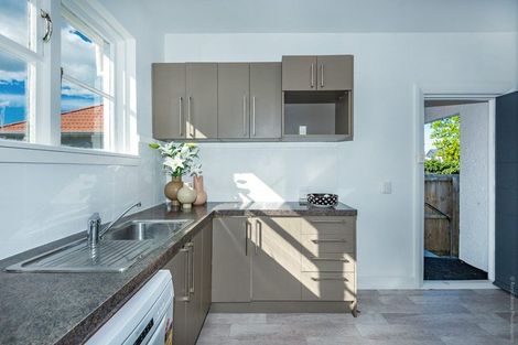 Photo of property in 3 Huia Street, Riccarton, Christchurch, 8041