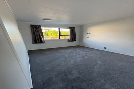 Photo of property in 1/43 Ladies Mile, Manly, Whangaparaoa, 0930