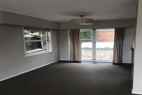 Photo of property in 2/75 Monarch Avenue, Hillcrest, Auckland, 0627