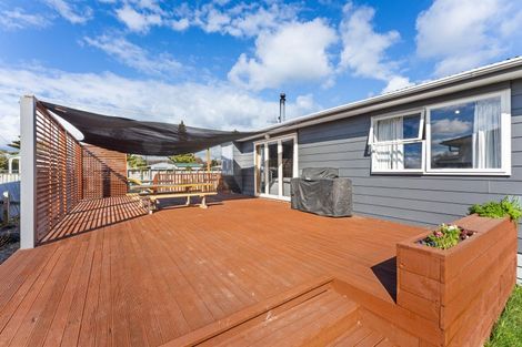 Photo of property in 18 Ngaire Street, Longburn, Palmerston North, 4412