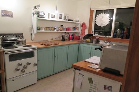 Photo of property in 38 Queens Road, Stepneyville, Nelson, 7010