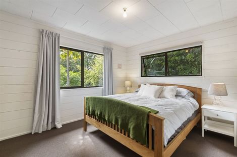 Photo of property in 2/71 Saddleback Rise, Murrays Bay, Auckland, 0630