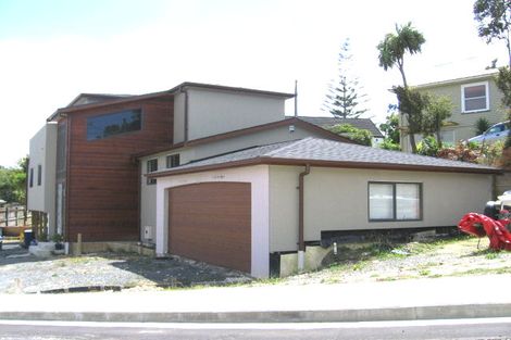 Photo of property in 3 Cronin Place, Beach Haven, Auckland, 0626